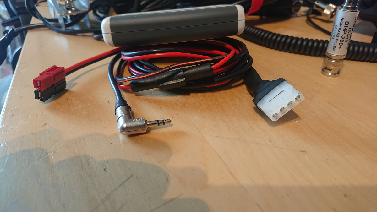 Homebrew adapter cable